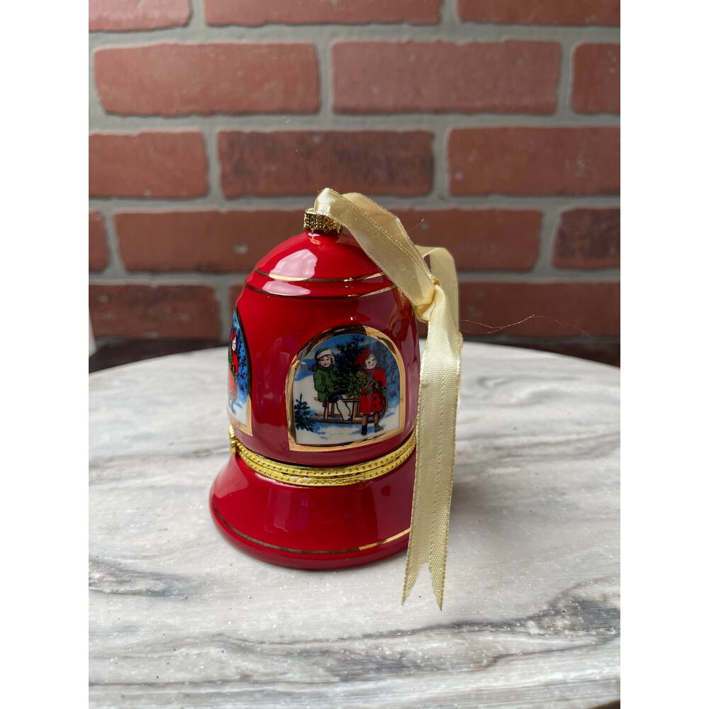 Mr. Christmas VPH Musical Holiday Ornament Red Holiday Bell Trinket Box